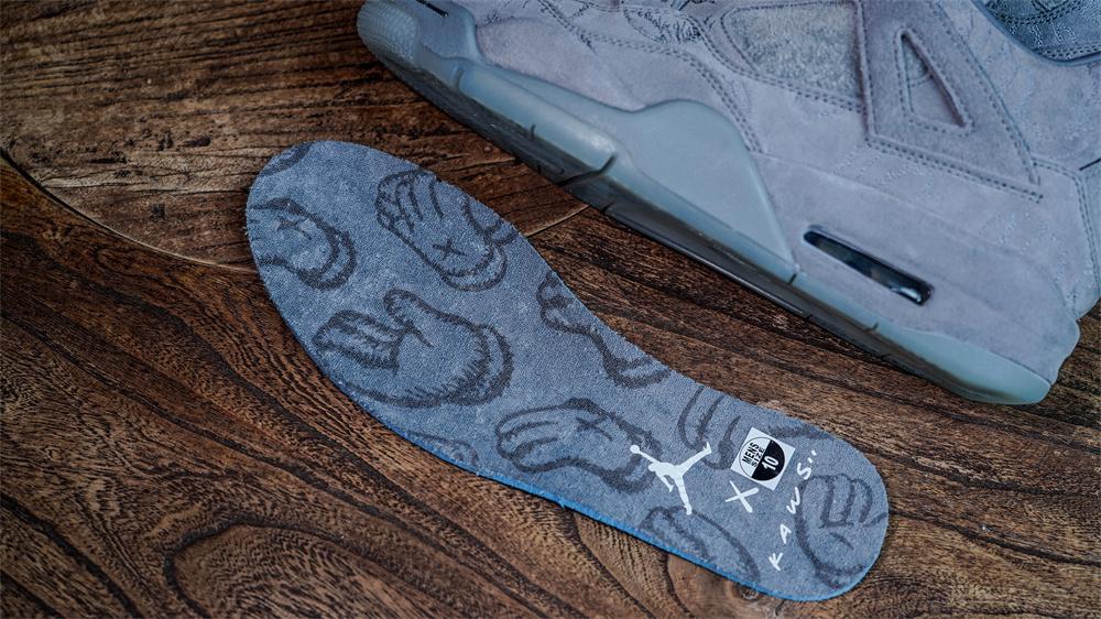 PK GOD Jordan 4 Retro Kaws RETAIL MATERIALS READY TO SHIP